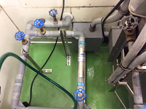 写真：工場洗浄水配管にνG7(ニュージーセブン)取付